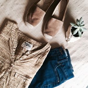 🚫 SOLD 🚫• A N T H R O P O L O G I E •